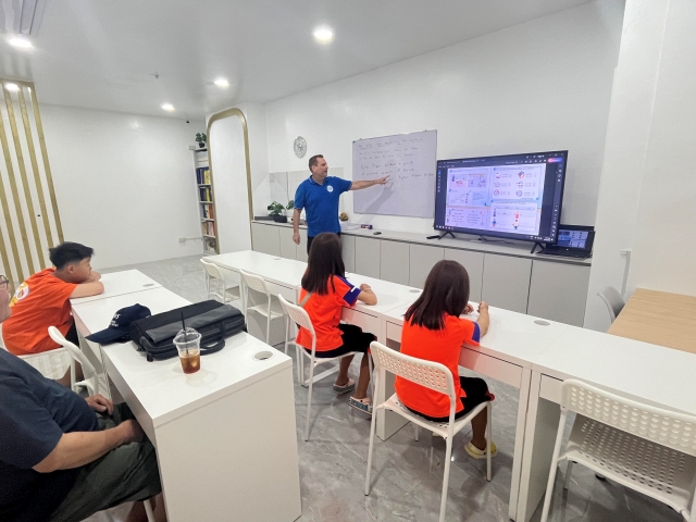 フィリピン留学 Cebu21 - Clark Talk Academy-Class-7